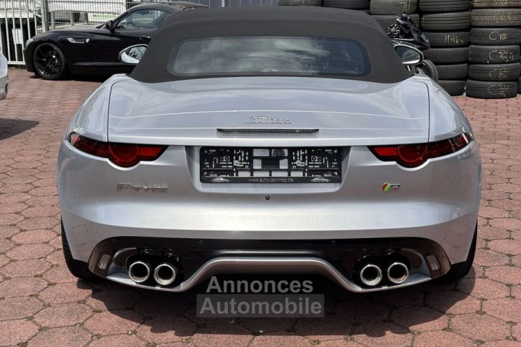 Jaguar F-Type V8 5.0L Compresseur R AWD 551 SIÈGE BAQUET CUIR RABAT Echappement sport Pack Design Son Méridian Garantie Jaguar Approved jusqu'au 14.01.2026 - <small></small> 74.990 € <small>TTC</small> - #6