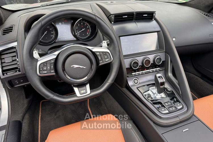 Jaguar F-Type V8 5.0L Compresseur R AWD 551 SIÈGE BAQUET CUIR RABAT Echappement sport Pack Design Son Méridian Garantie Jaguar Approved jusqu'au 14.01.2026 - <small></small> 74.990 € <small>TTC</small> - #13