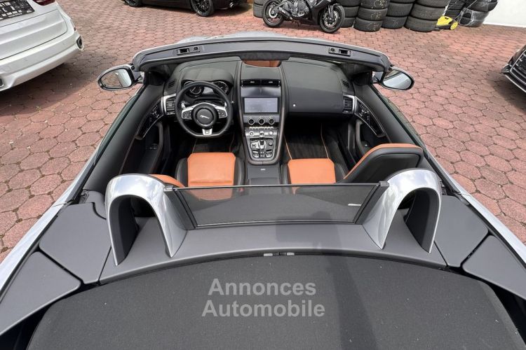 Jaguar F-Type V8 5.0L Compresseur R AWD 551 SIÈGE BAQUET CUIR RABAT Echappement sport Pack Design Son Méridian Garantie Jaguar Approved jusqu'au 14.01.2026 - <small></small> 74.990 € <small>TTC</small> - #18