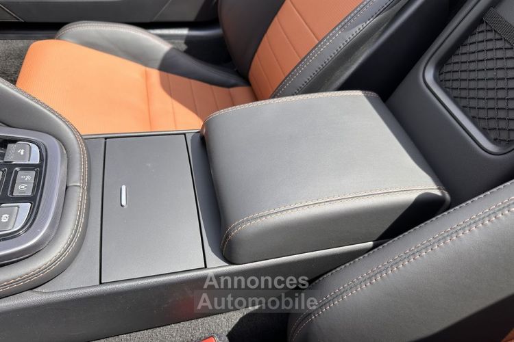 Jaguar F-Type V8 5.0L Compresseur R AWD 551 SIÈGE BAQUET CUIR RABAT Echappement sport Pack Design Son Méridian Garantie Jaguar Approved jusqu'au 14.01.2026 - <small></small> 74.990 € <small>TTC</small> - #28