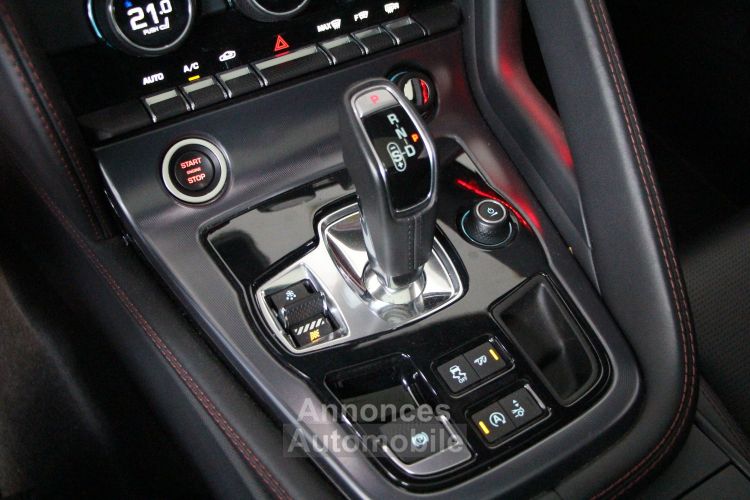 Jaguar F-Type V8 5L Suralimente 550 Ch BVA8 AWD R - <small>A partir de </small>790 EUR <small>/ mois</small> - #12