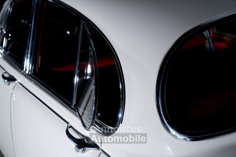 Jaguar MK2 240 - <small></small> 60.000 € <small>TTC</small> - #9