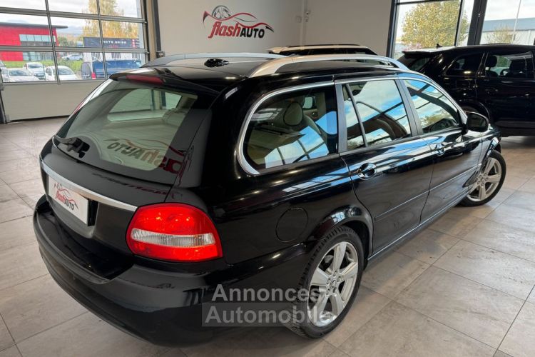 Jaguar X-Type BREAK 2.2 D 145cv EXECUTIVE-BVA-2010 - <small></small> 4.900 € <small>TTC</small> - #4