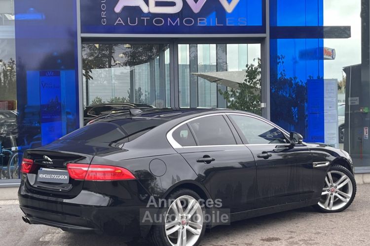 Jaguar XE 2.0 D - 180 ch BVA Portfolio - <small></small> 24.900 € <small>TTC</small> - #4