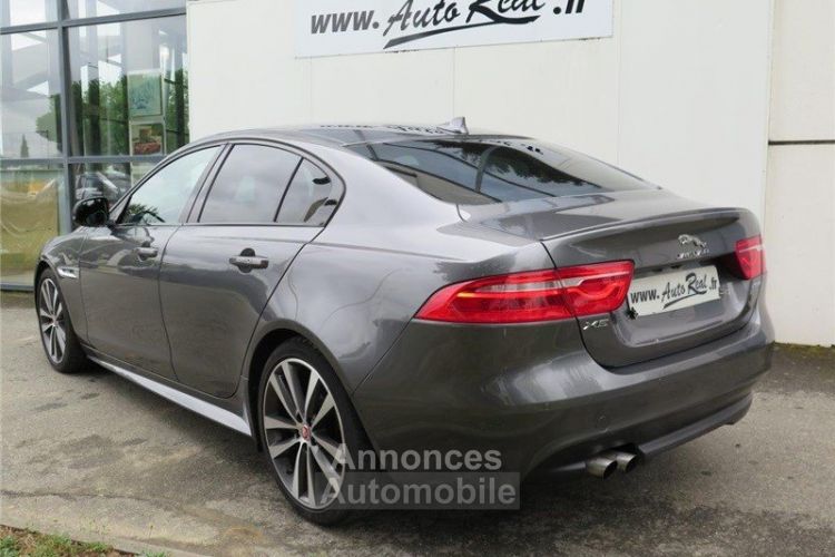 Jaguar XE 2.0 D - 180 ch BVA R-Sport - <small></small> 18.900 € <small>TTC</small> - #3