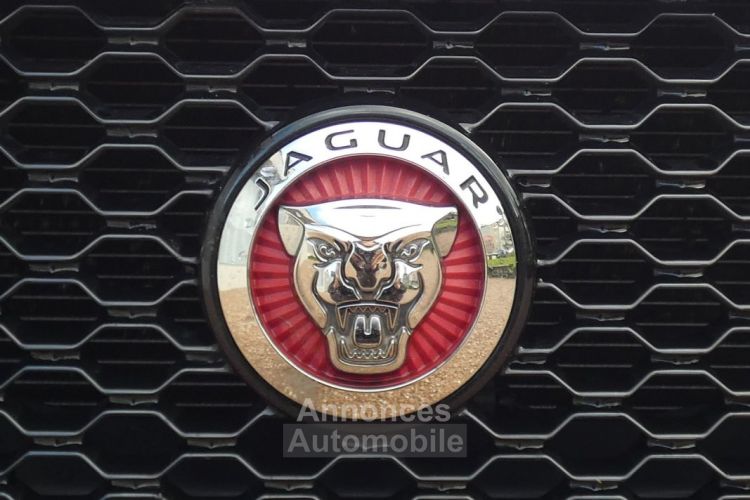 Jaguar XE 2.0 D180 R-SPORT SANTORINI BLACK AWD BVA8 - <small></small> 27.490 € <small>TTC</small> - #28