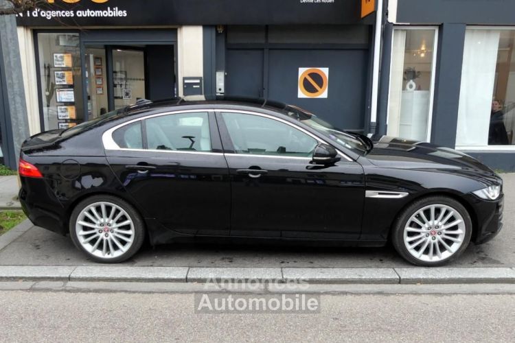 Jaguar XE 2.0 T P200 200 PORTFOLIO BVA TOIT OUVRANT - <small></small> 20.990 € <small>TTC</small> - #3