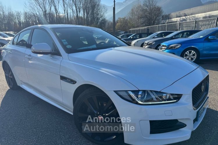 Jaguar XE 2.0D 180CH R-SPORT BVA8 - <small></small> 14.990 € <small>TTC</small> - #12