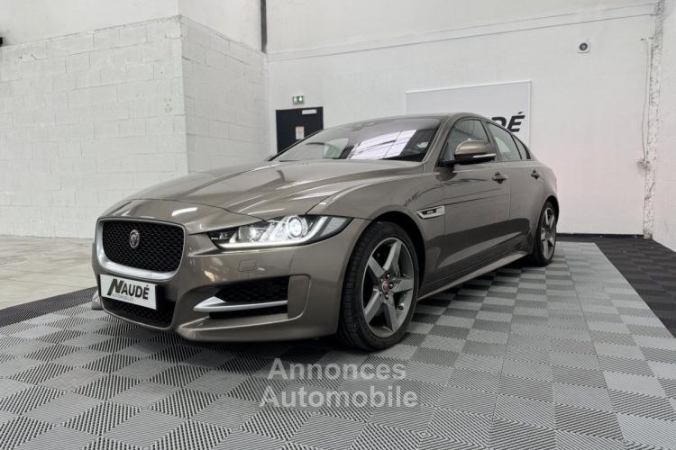 Jaguar XE 25T 2.0 240 CH BVA 8 R-Sport - <small></small> 21.990 € <small>TTC</small> - #3