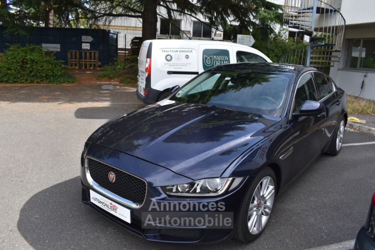 Jaguar XE E-Performance 2.0 D 16V 163 cv Boîte auto - <small></small> 24.440 € <small>TTC</small> - #3