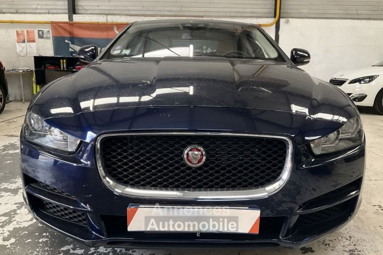 Jaguar XE PRESTIGE 2.0 i 200 Cv PREMIERE MAIN / 26 900 Kms GPS CUIR CAMERA BVA8 - GARANTIE 1 AN - <small></small> 21.970 € <small>TTC</small> - #3