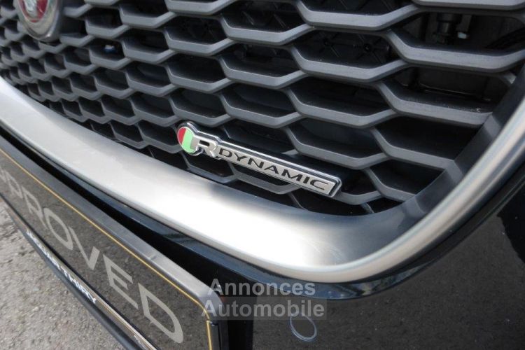 Jaguar XE R-Dynamic SE - <small></small> 52.660 € <small>TTC</small> - #24