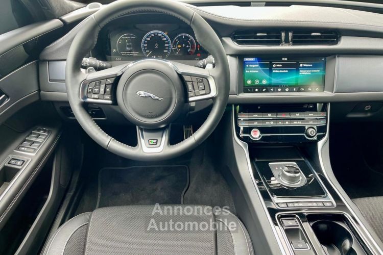 Jaguar XF 2.0 D - 180 ch BVA R-Sport - <small></small> 46.990 € <small>TTC</small> - #5