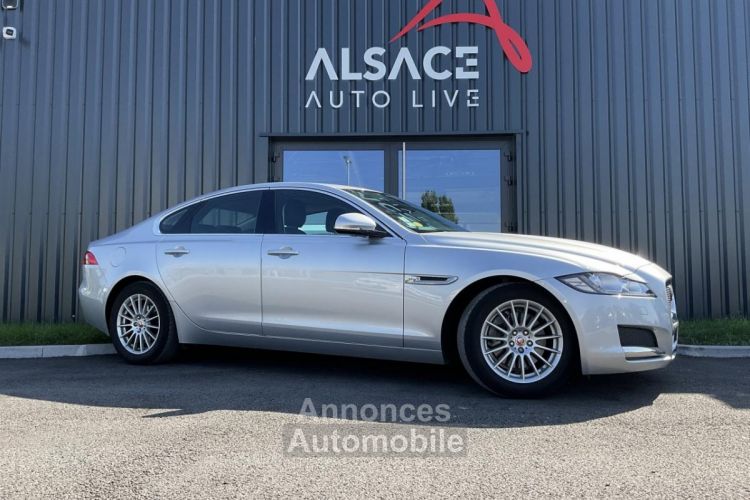 Jaguar XF 2.0 D - E-Perfomance 163CH BVA PURE - <small></small> 23.990 € <small>TTC</small> - #1