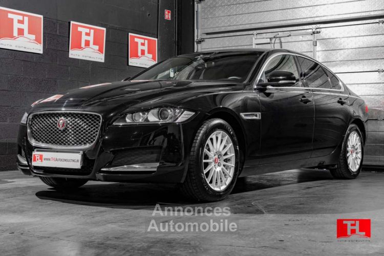 Jaguar XF 2.0d Business Edition Auto Leather-Camera - <small></small> 19.890 € <small>TTC</small> - #1