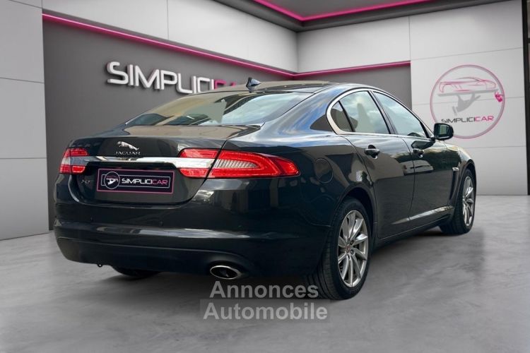 Jaguar XF 2.2 D - 200 British Edition A - <small></small> 17.490 € <small>TTC</small> - #20