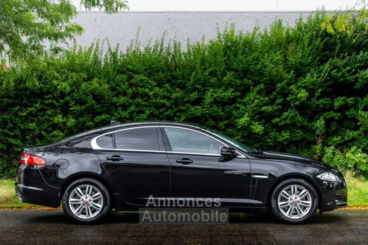 Jaguar XF 2.2D - <small></small> 12.995 € <small>TTC</small> - #22