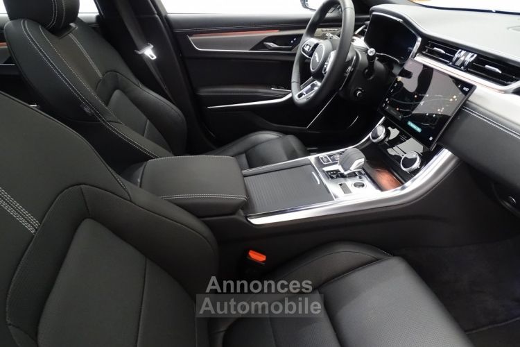 Jaguar XF D200 R-Dynamic SE RWD Auto - <small></small> 55.900 € <small>TTC</small> - #7