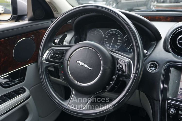 Jaguar XJ 3.0D V6 Luxury COCKPIT-PANO-NAVI-XENON FULL OPTION - <small></small> 13.990 € <small>TTC</small> - #11