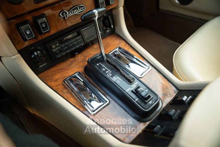 Jaguar XJ DAIMLER XJ DUBLE SIX - Prix sur Demande - #42