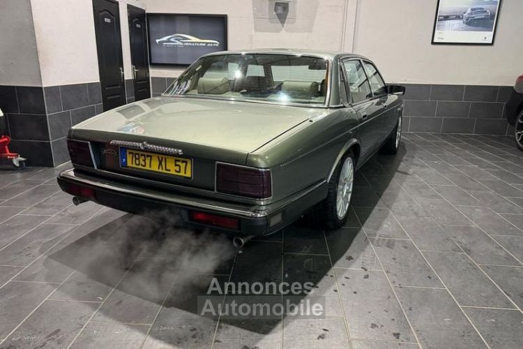 Jaguar XJ DAIMLER XJ6 4.0 226CH 1990 - <small></small> 18.990 € <small>TTC</small> - #2