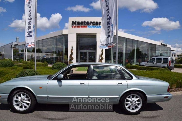 Jaguar XJ SPORT EXECUTIVE - <small></small> 12.450 € <small>TTC</small> - #2