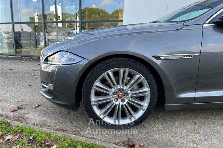 Jaguar XJ V6 3.0 - 300 ch Diesel BVA8 Portfolio Court - <small></small> 43.900 € <small>TTC</small> - #4