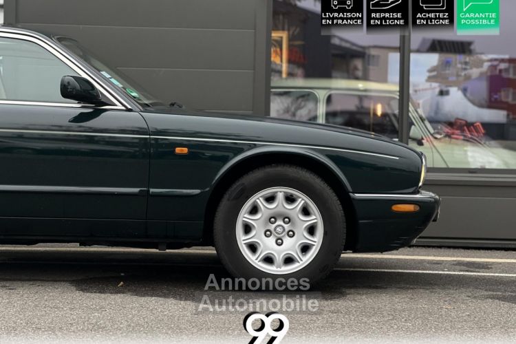 Jaguar XJ XJ8 4.0i V8 - BVA 5 1999 BERLINE Sovereign - <small></small> 13.990 € <small>TTC</small> - #13