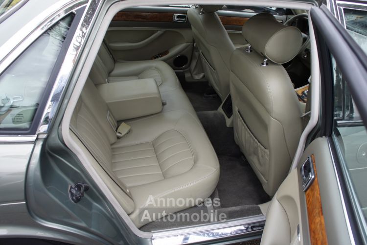 Jaguar XJ12 6.0 BVA - <small></small> 28.990 € <small></small> - #31