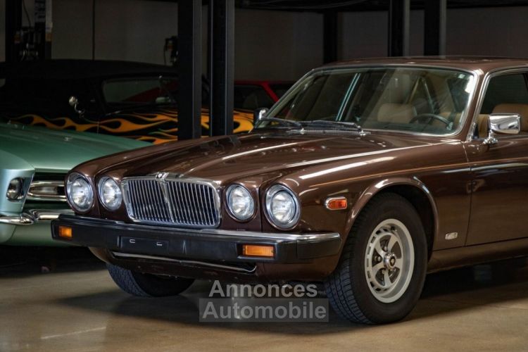 Jaguar XJ6 - <small></small> 27.000 € <small>TTC</small> - #8