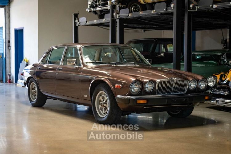 Jaguar XJ6 - <small></small> 27.000 € <small>TTC</small> - #10