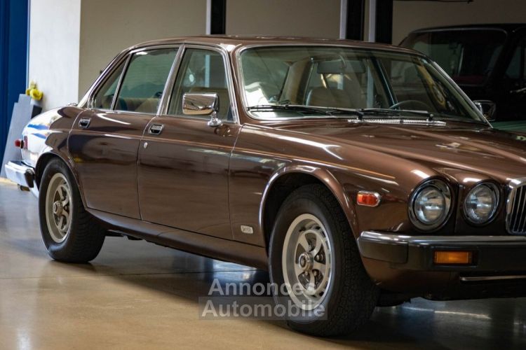 Jaguar XJ6 - <small></small> 27.000 € <small>TTC</small> - #11