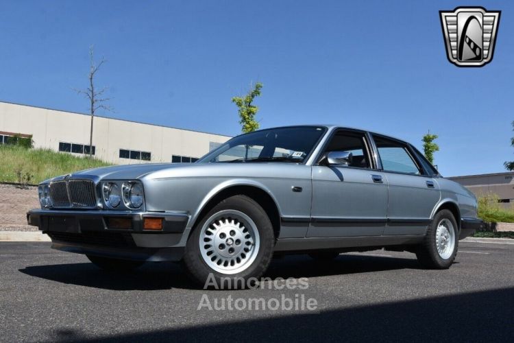 Jaguar XJ6 - <small></small> 24.500 € <small>TTC</small> - #3