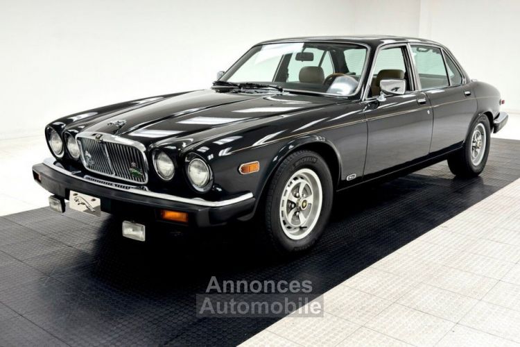 Jaguar XJ6 - <small></small> 31.700 € <small>TTC</small> - #1