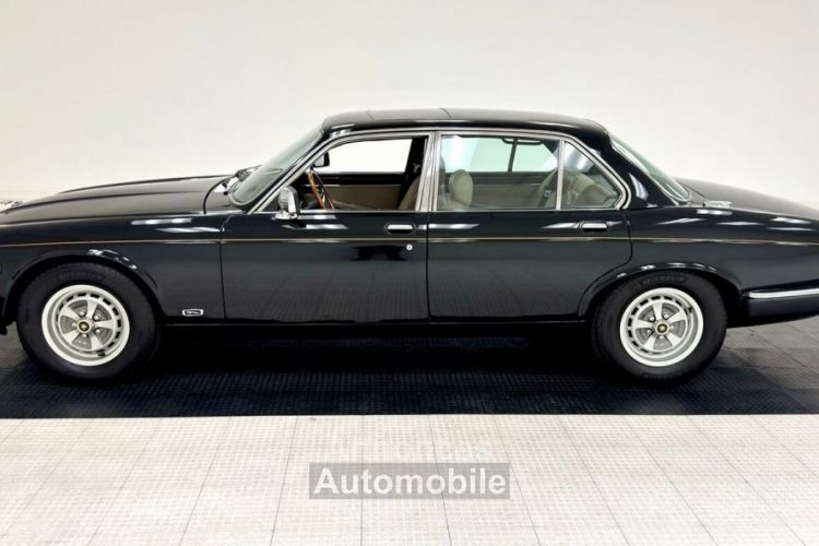 Jaguar XJ6 - <small></small> 31.700 € <small>TTC</small> - #2