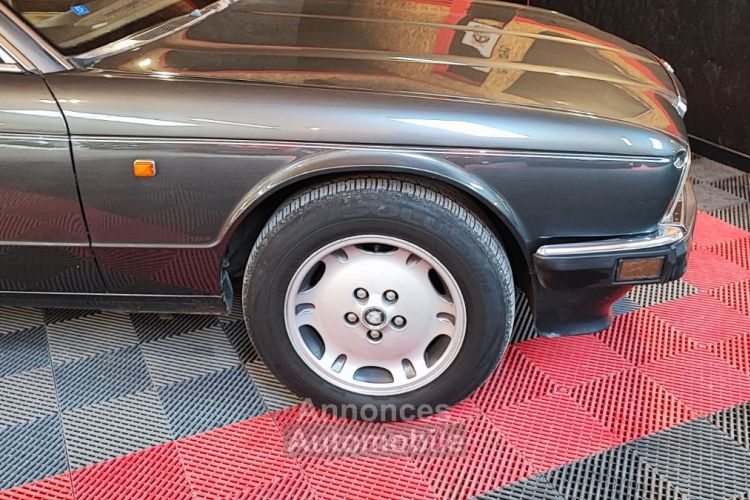 Jaguar XJ6 Sonvreing 3 - <small></small> 7.000 € <small>HT</small> - #13