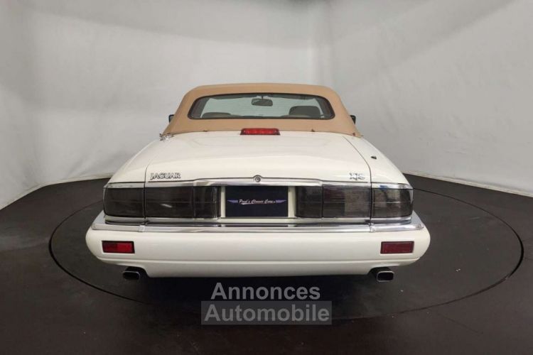 Jaguar XJS 4.0 Cabriolet - <small></small> 27.500 € <small>TTC</small> - #10