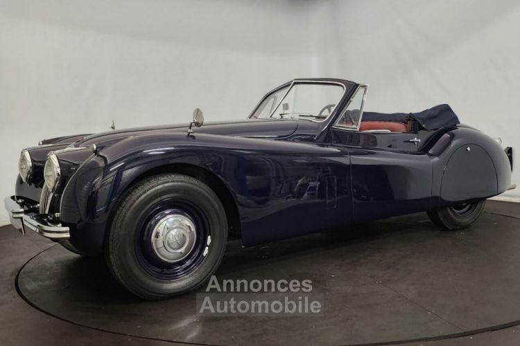 Jaguar XK120 cabriolet - <small></small> 125.000 € <small>TTC</small> - #8