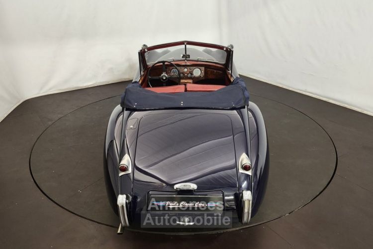 Jaguar XK120 cabriolet - <small></small> 125.000 € <small>TTC</small> - #11