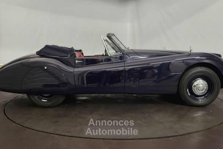 Jaguar XK120 cabriolet - <small></small> 125.000 € <small>TTC</small> - #12