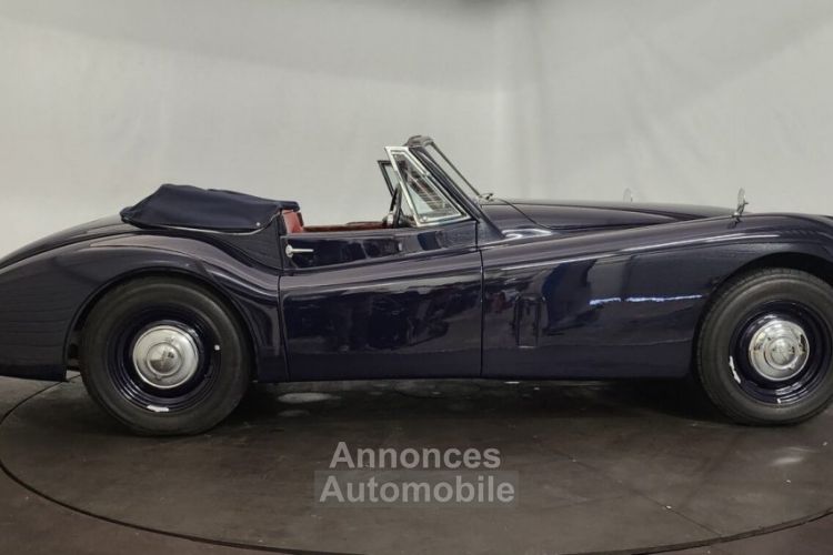 Jaguar XK120 cabriolet - <small></small> 125.000 € <small>TTC</small> - #31