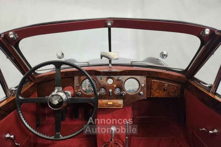 Jaguar XK120 cabriolet - <small></small> 125.000 € <small>TTC</small> - #33