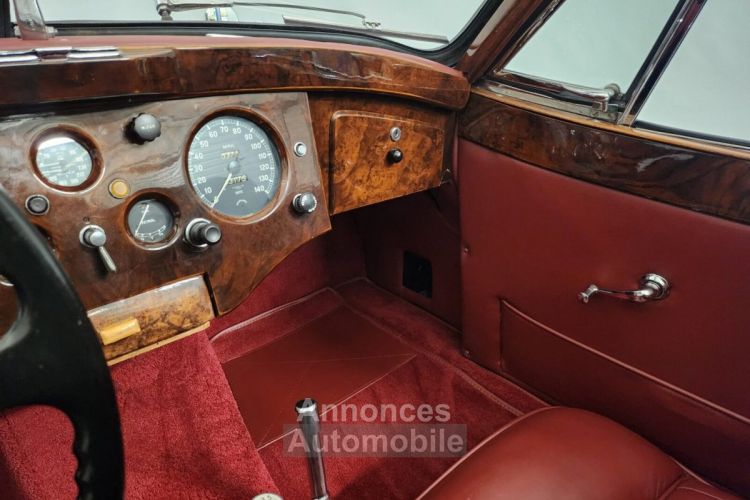 Jaguar XK120 cabriolet - <small></small> 125.000 € <small>TTC</small> - #42