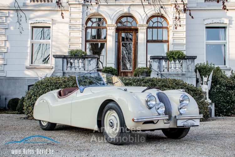 Jaguar XK120 XK 120 Open Top Speedster (OTS) LHD 1951 - OLDTIMER - GERESTAUREERD - MATCHING NUMBERS - SOFTTOP - CREAM WHITE - <small></small> 99.999 € <small>TTC</small> - #1