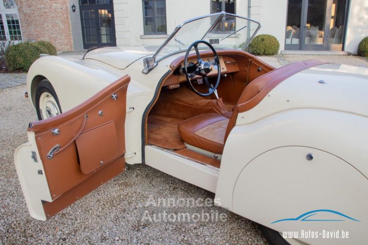 Jaguar XK120 XK 120 Open Top Speedster (OTS) LHD 1951 - OLDTIMER - GERESTAUREERD - MATCHING NUMBERS - SOFTTOP - CREAM WHITE - <small></small> 99.999 € <small>TTC</small> - #4