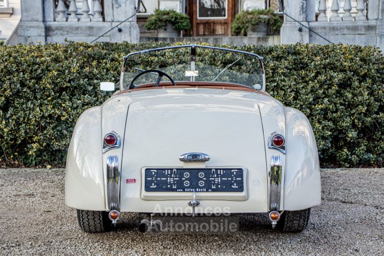 Jaguar XK120 XK 120 Open Top Speedster (OTS) LHD 1951 - OLDTIMER - GERESTAUREERD - MATCHING NUMBERS - SOFTTOP - CREAM WHITE - <small></small> 99.999 € <small>TTC</small> - #12