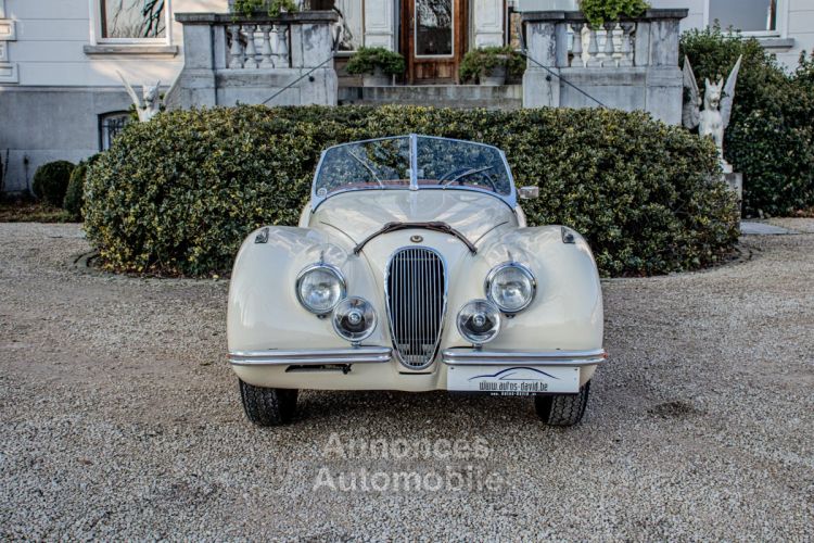 Jaguar XK120 XK 120 Open Top Speedster (OTS) LHD 1951 - OLDTIMER - GERESTAUREERD - MATCHING NUMBERS - SOFTTOP - CREAM WHITE - <small></small> 99.999 € <small>TTC</small> - #32