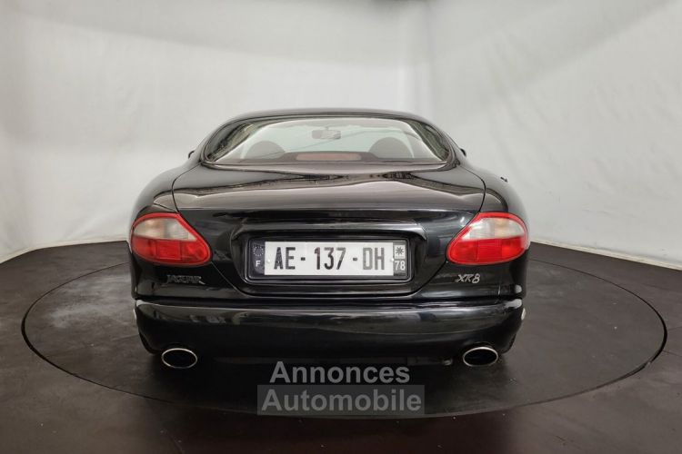 Jaguar XK8 - <small></small> 18.500 € <small>TTC</small> - #12