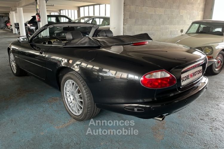 Jaguar XK8 2001 jaguar xk8 cabriolet 4.0 v8 bva - <small></small> 24.990 € <small>TTC</small> - #6
