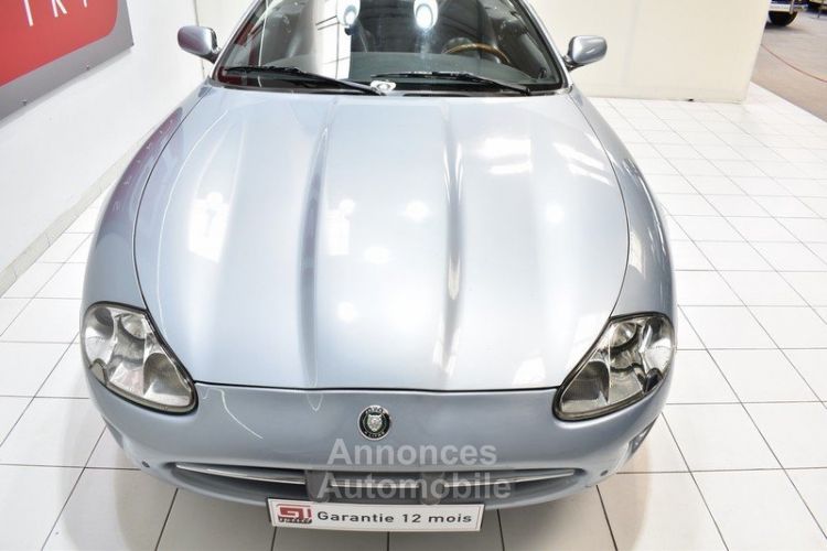 Jaguar XK8 4.0 cabriolet - <small></small> 19.900 € <small>TTC</small> - #12